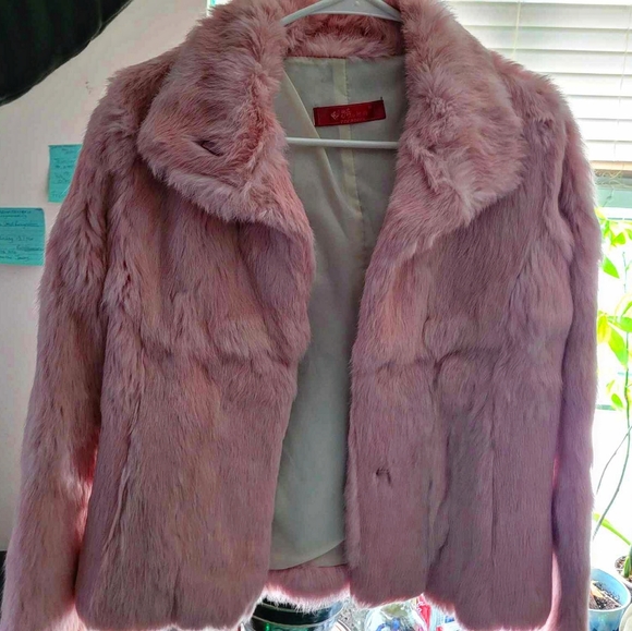 100% Genuine Rabbit Fur Coat - Picture 6 of 8